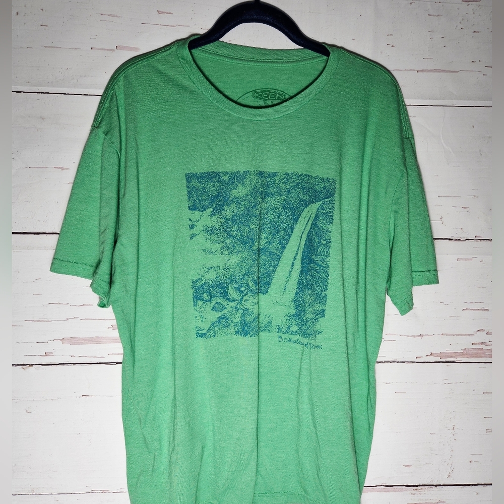 Keen men's t-shirt size xl light green with blue art by Jeremy Collins